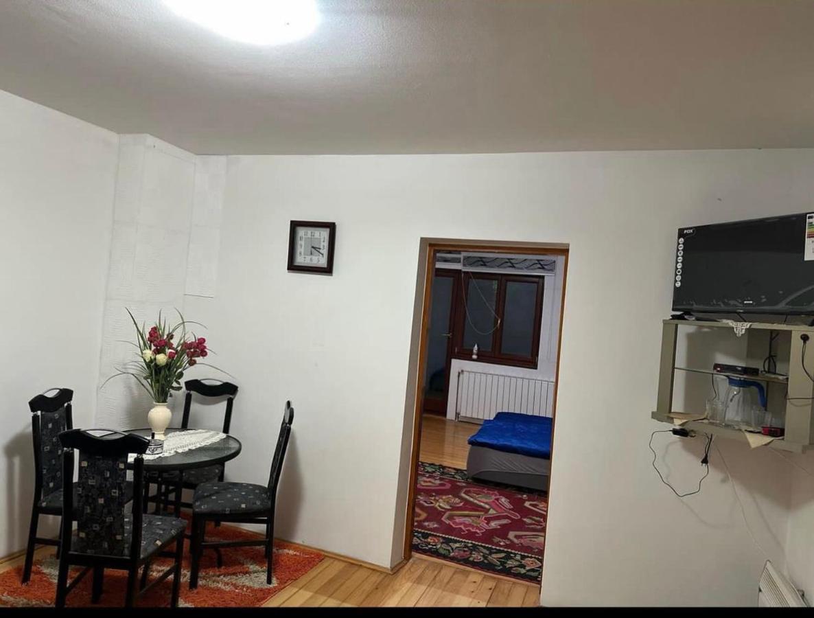 Almira Mujcic Lägenhet Sarajevo Exteriör bild